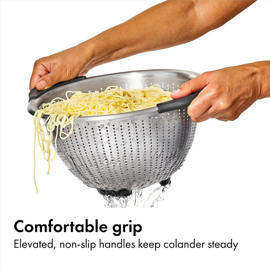 OXO Good Grips Strainer - 5 Qt Capacity, Stainless Steel