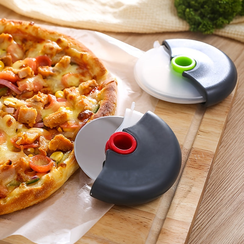 Stainless Steel Round Wheel Cutter - Perfect for Cake, Bread, and Pie Baking - Roulette Roller Kitchen Tool for Home Baking!