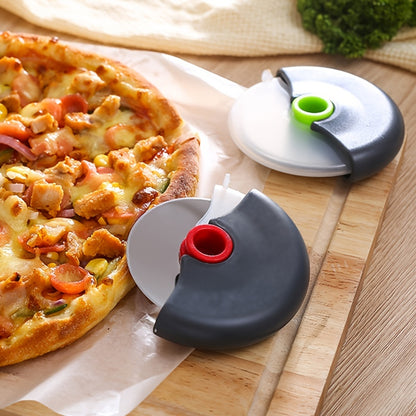 Stainless Steel Round Wheel Cutter - Perfect for Cake, Bread, and Pie Baking - Roulette Roller Kitchen Tool for Home Baking!