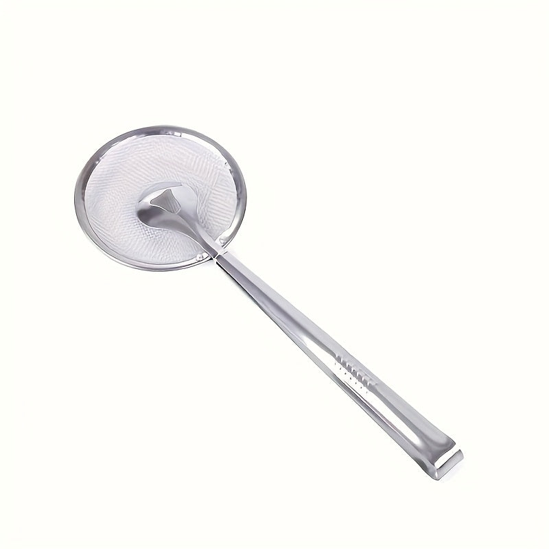Stainless Steel Kitchen Tongs with a Built-in Strainer Design, Offering Versatile Frying Food Filtration Functionality. This High-temperature Heat-resistant Cooking Tool Is Suitable for Oil Separation and Food Serving. Usable in All 4 Seasons