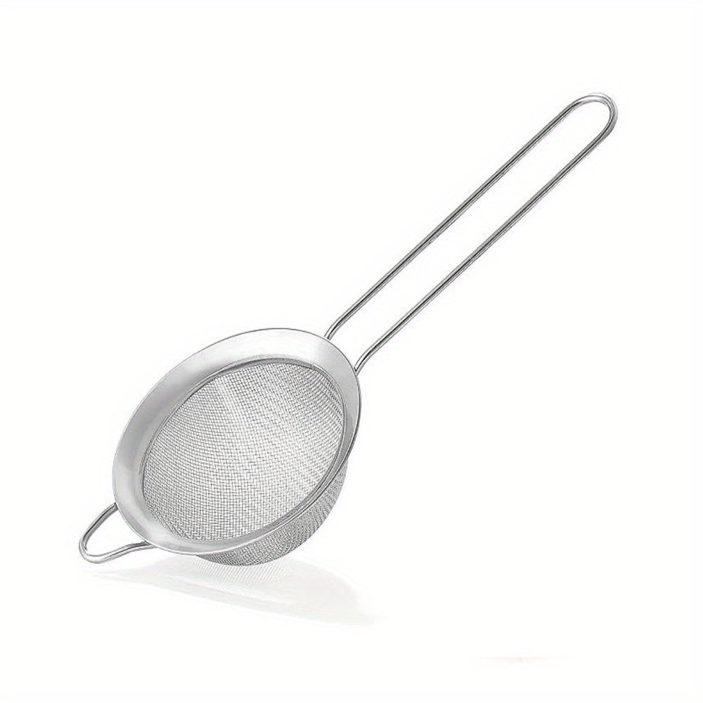A Fine Mini Mesh Strainer - a Small Stainless Steel Sieve with a Handle, Ideal for Cocktails, Tea, Coffee, And Juice. This Durable Filter Requires No Electricity, Making It Suitable for Both Home Cooks And Professional Chefs