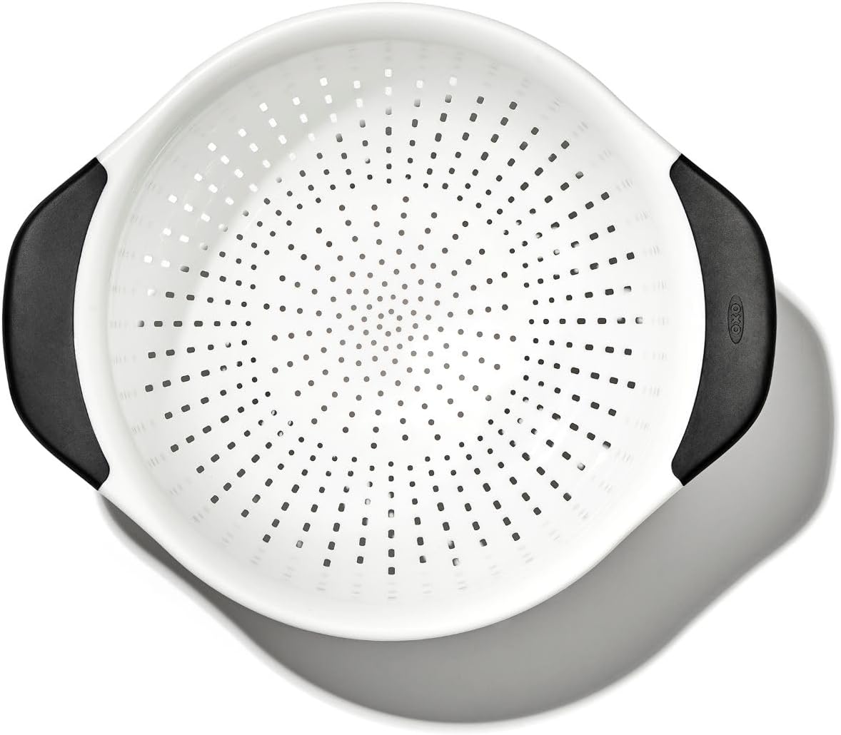 OXO Good Grips Plastic Strainer - 3 Qt Capacity, White