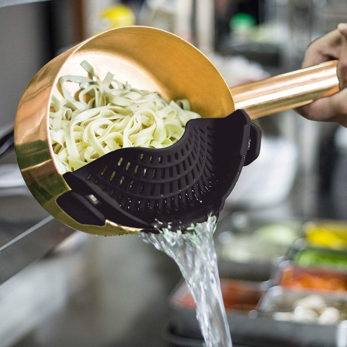 AUOON Clip On Strainer Silicone for All Pots, Standard 8.86 x 3.55in, Black