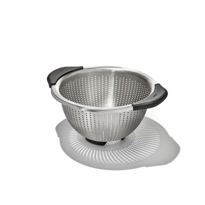 OXO Good Grips Strainer - 5 Qt Capacity, Stainless Steel