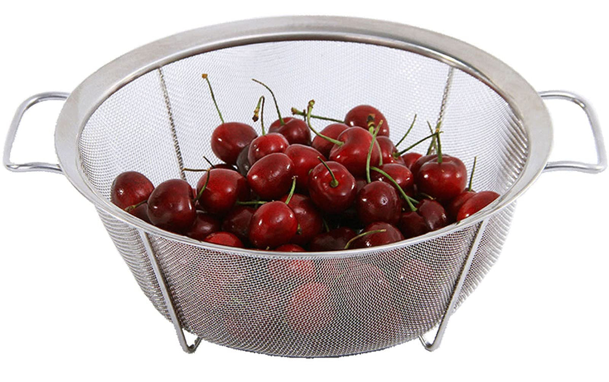AJIODA Stainless Steel Mesh Colander Strainer Basket, 4 Quart Fine Mesh Net Colander with Heavy Duty Handles & Wide Rim & Resting Feet for Strain, Drain, Rinse, Fry, Steam or Cook Vegetables & Pasta