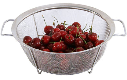 AJIODA Stainless Steel Mesh Colander Strainer Basket, 4 Quart Fine Mesh Net Colander with Heavy Duty Handles & Wide Rim & Resting Feet for Strain, Drain, Rinse, Fry, Steam or Cook Vegetables & Pasta