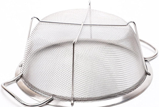 AJIODA Stainless Steel Mesh Colander Strainer Basket, 4 Quart Fine Mesh Net Colander with Heavy Duty Handles & Wide Rim & Resting Feet for Strain, Drain, Rinse, Fry, Steam or Cook Vegetables & Pasta