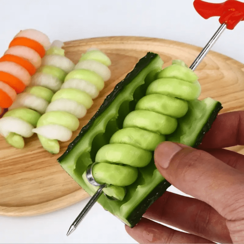 [Salad Prep & Camping] 1pc Stainless Steel Spiral Vegetable Slicer - Manual Cutter for Potatoes, Carrots, Cucumbers - Ideal for Salad Prep & Camping Meals, Salad Preparation Tool|Festive Food Prep|Stainless Steel Cutter, Vegetable Slicer And Chopper，Essen