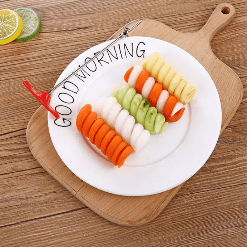 [Salad Prep & Camping] 1pc Stainless Steel Spiral Vegetable Slicer - Manual Cutter for Potatoes, Carrots, Cucumbers - Ideal for Salad Prep & Camping Meals, Salad Preparation Tool|Festive Food Prep|Stainless Steel Cutter, Vegetable Slicer And Chopper，Essen