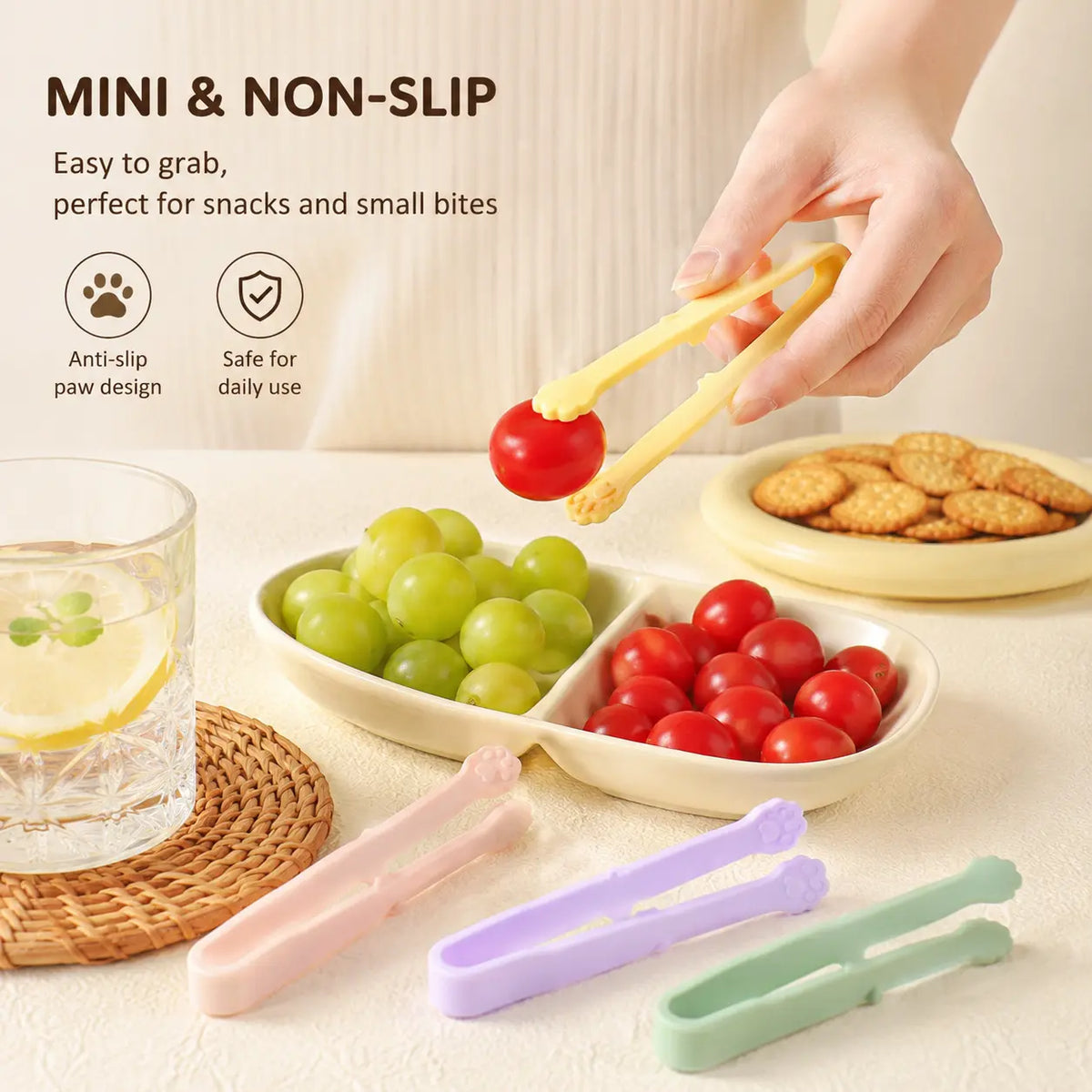 Silicone Food Tongs - 1 Count, Non-Slip Standable Cat Paw-Shaped, Heat-Resistant Kitchen Utensil for Grabbing Snacks, Fruits, Daily Use