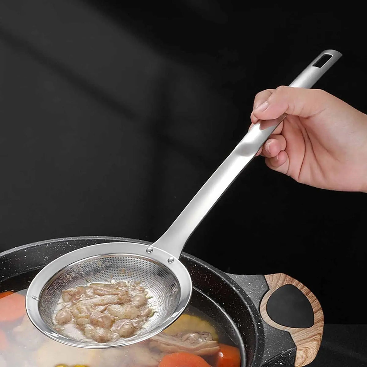 304 Stainless Steel Thick Mesh Strainer Ladle - Rustproof Kitchen Utensils with Heat-Resistant Handle, Fine Mesh, Dishwasher Safe, Ideal for Hot Pot Foam/Dregs, Oil Skimming in Soups, Essential Daily Meal Prep Tool